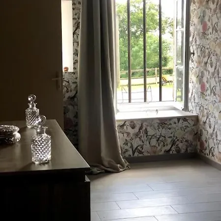 La Petite Maison Dans La Nature Hébergement de vacances *