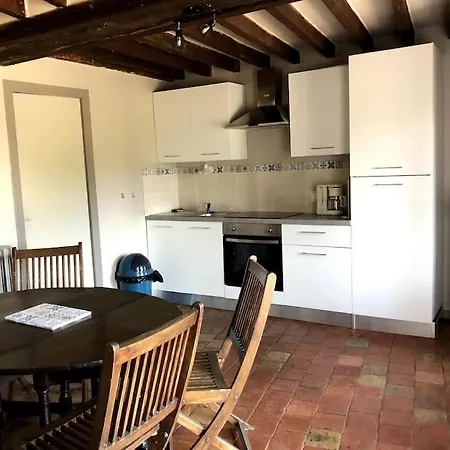 La Petite Maison Dans La Nature *