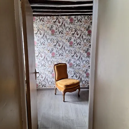 La Petite Maison Dans La Nature