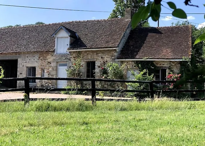 La Petite Maison Dans La Nature