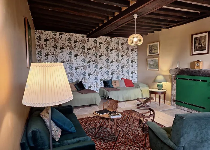 La Petite Maison Dans La Nature *